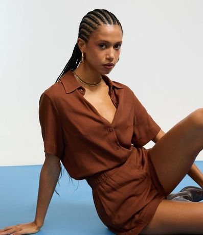 Camisa en Viscosa con Botones y Manga Corta 4
