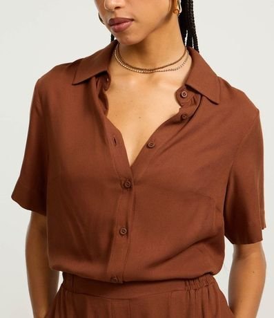 Camisa en Viscosa con Botones y Manga Corta 3