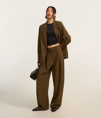 Pantalón Barrel en Sastrería con Cierre Deslocado y Pliegues