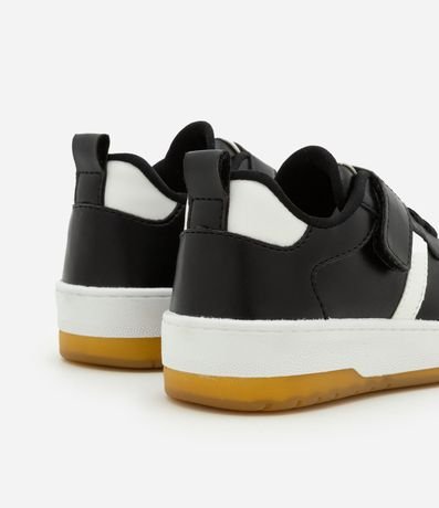 Championes Infantil con Velcro y Recortes Contrastantes - Talle 22 a 27 5