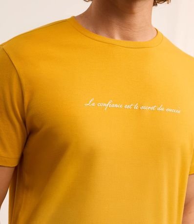 Remera Comfort en Algodón con Estampa Lettering y Escote Canoa 4