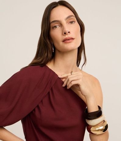 Vestido Evasê Hombro Único en Viscolino con Frunzidos 3