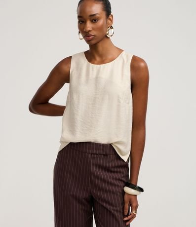Blusa en Viscosa con Pence Lateral y Efecto Arrugado
