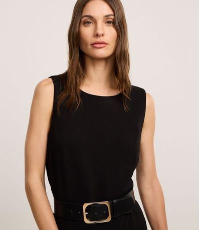 Vestido Corto en Crepé con Escote Redondo 3