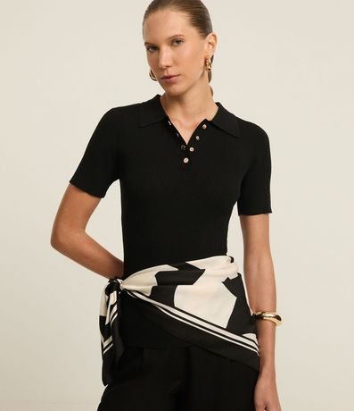 Blusa Acanalada en Punto con Cuello Polo