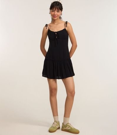 Vestido Corto en Creppe con Lazo en los Breteles 3