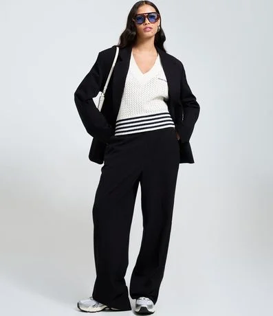 Pantalón Recto en Sastrería con Bolsillo Cuchillo 2