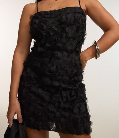 Vestido Corto en Chiffon Texturizado con Breteles 3