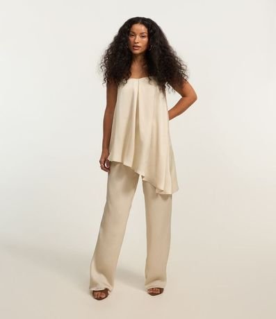 Pantalón Recto en Crepé Texturizado y Cintura Elástica