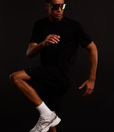 Remera Comfort Deportiva en Tech Fleece con Tecnologia Dry 4