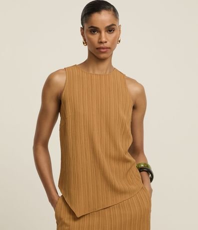 Blusa Alargada Texturizada con Bajo Asimétrica 1