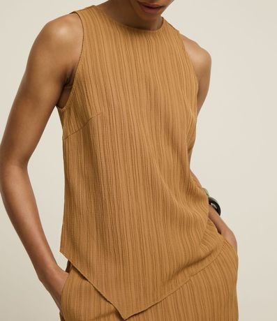 Blusa Alargada Texturizada con Bajo Asimétrica 3