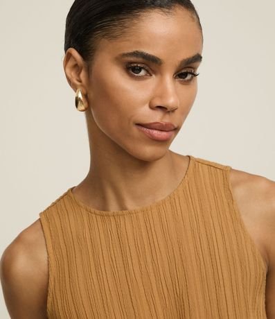 Blusa Alargada Texturizada con Bajo Asimétrica 5