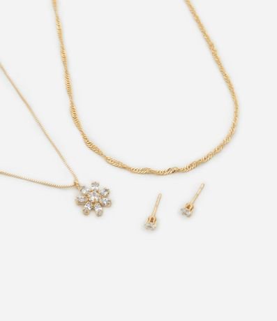 Conjunto de Collar Capas y Caravana con Detalles de Zirconia