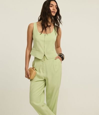 Pantalón Carrot sastre Cintura Alta en Crepé con Bolsillos 2