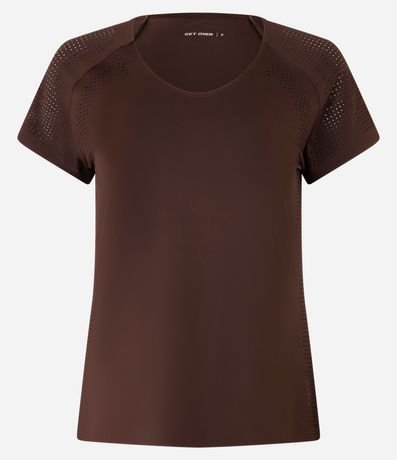 Remera Deportiva en Microfibra con Laterales Perforadas 4