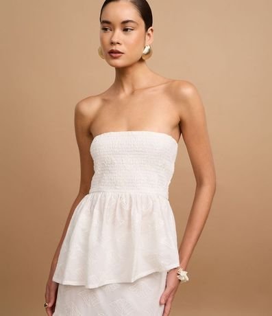 Blusa en Cambraia con Lastex y Bordado en el Ruedo Asimétrico 6