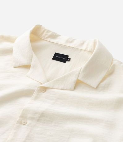 Camisa en Satén con Cuello Solapa y Abotonado Delantero 7