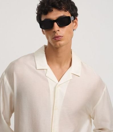 Camisa en Satén con Cuello Solapa y Abotonado Delantero 4