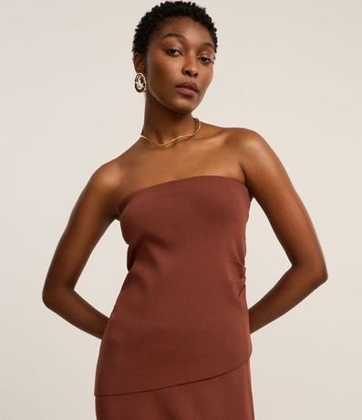 Blusa Slim Texturizada y sin Bretel con Bajo Asimétrico