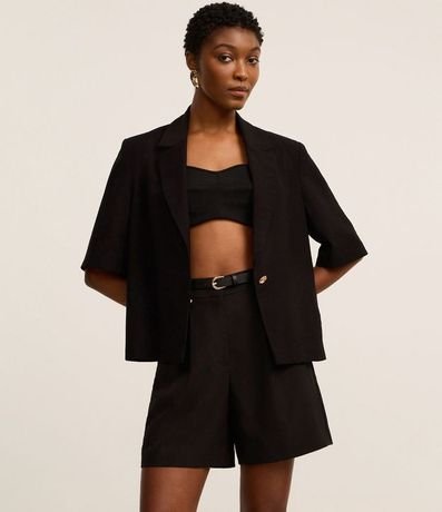 Short Sastre con Pliegues y Cinturón Fino de PU 3