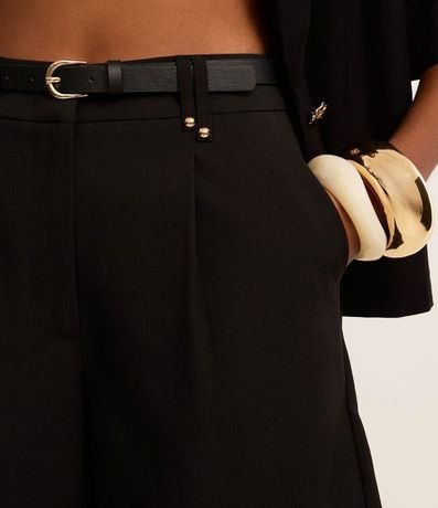 Short Sastre con Pliegues y Cinturón Fino de PU 5