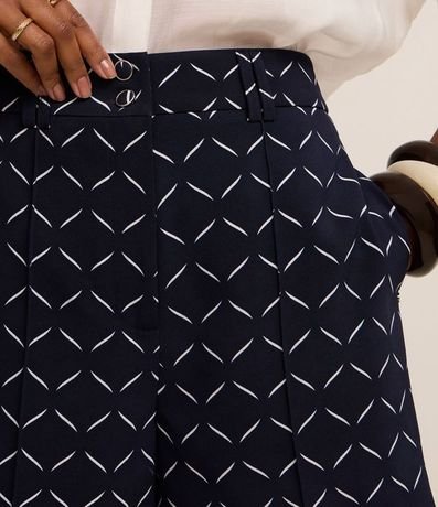 Short Recto Sastre con Botones Dobles y Estampado Geométrico 4