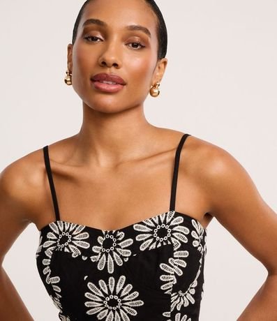 Blusa en Laise con Bordado Floral 3