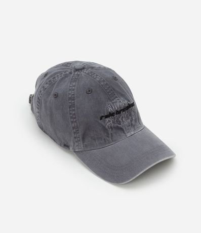 Gorra en Sarga Desteñida con Estampa Lettering Bordada 5
