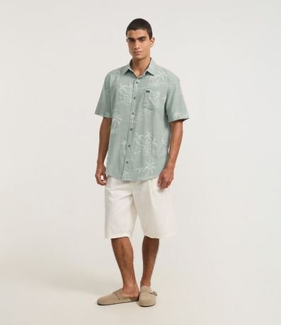 Camisa Relaxed en Tricolina con Bolsillo y Estampa Palmeras 2