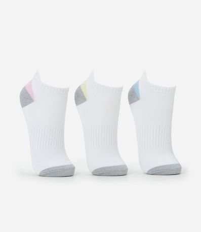 Kit 03 Medias Deportivas Caña Corta en Poliamida con Detalles Coloridos 2