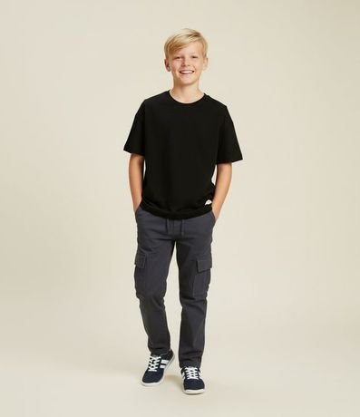 Pantalón Infantil Jogger en Sarga con Bolsillo Cargo - Talle 5 a 14 años