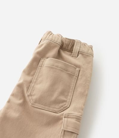 Bermuda Infantil en Sarga Liso con Bolsillos Cargo - Talle 5 a 14 años 4