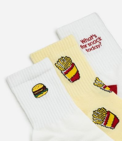 Kit 03 Medias Caña Larga en Algodón con Estampa y Bordado de Batatas Fritas