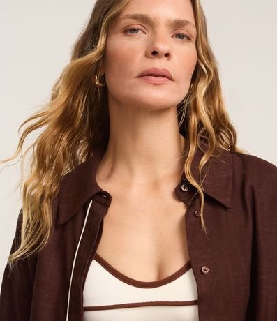 Camisa en Viscolino con Bies Contrastante y Corte de Kimono 3