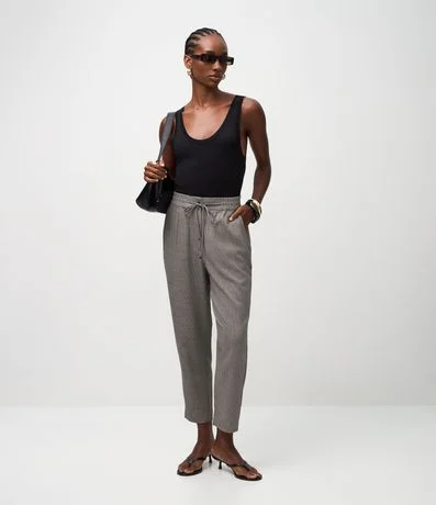 Pantalón en Crepé con Estampado Geométrico