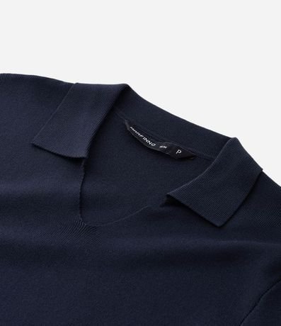 Camisa Polo en Viscosa con Cuello V Texturizada 9