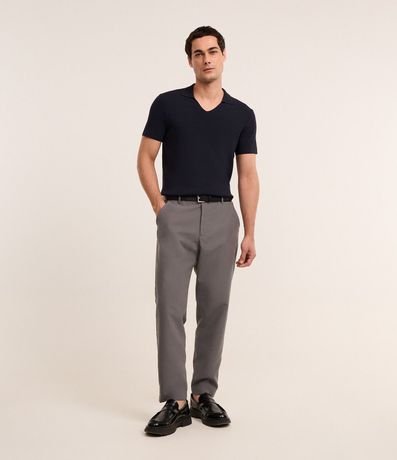 Camisa Polo en Viscosa con Cuello V Texturizada 2