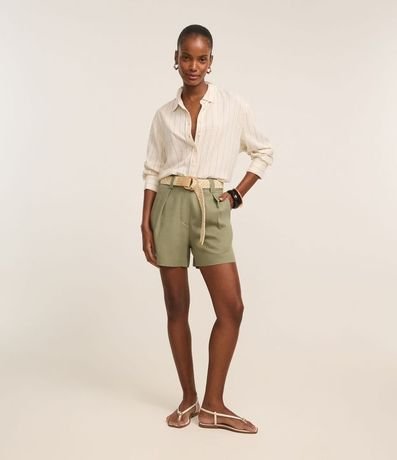 Short Recto Cintura Alta en Viscolino con Cinturón de Rafia 2