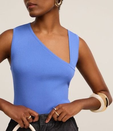 Blusa Acanalada en Punto con Escote Asimétrico 3