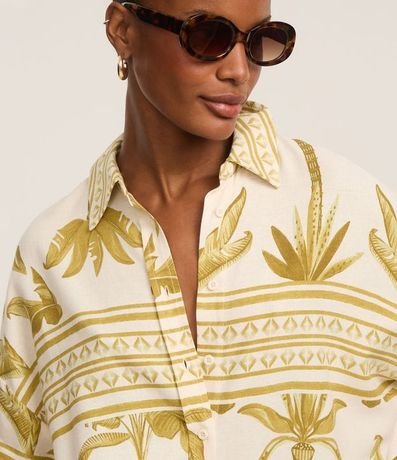 Camisa en Viscolino con Estampa Étnica Palmeras 3