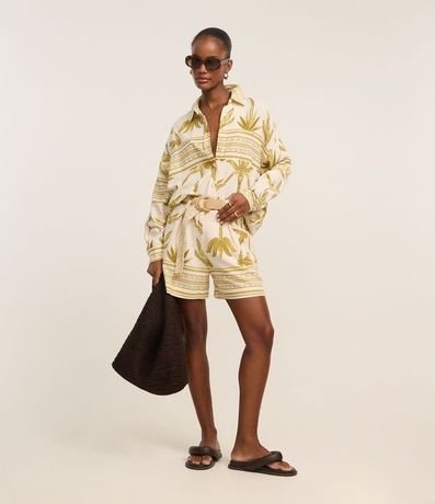 Short Recto Cintura Alta en Viscolino con Cinturón de Rafia 1