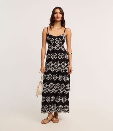 Vestido Evasê Largo en Laise con Bordado Floral Cutout 2