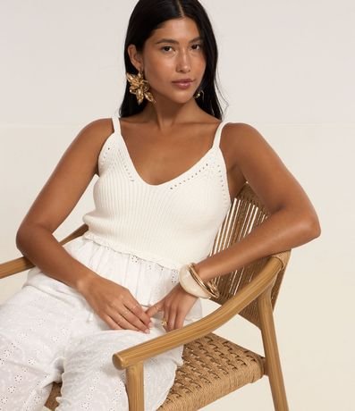 Blusa en Punto con Breteles  y Volados