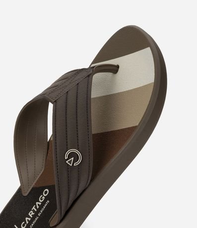 Ojota de Tiras Largas con Texturas Pespontas y Estampa 4