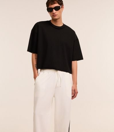 Pantalón Wide Leg en Helanca con Raya Lateral y Ajuste en la Bajo 6