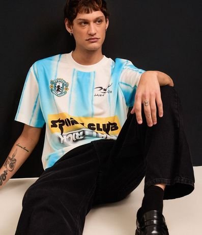 Remera Boxy Sportcore con Estampa de Rayas y Lettering 3