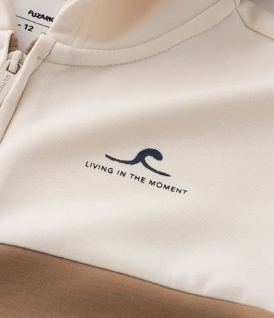 Campera Infantil en Techfleece con Recortes y Bolsillos - Talle 5 a 14 años 8