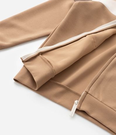 Campera Infantil en Techfleece con Recortes y Bolsillos - Talle 5 a 14 años 4