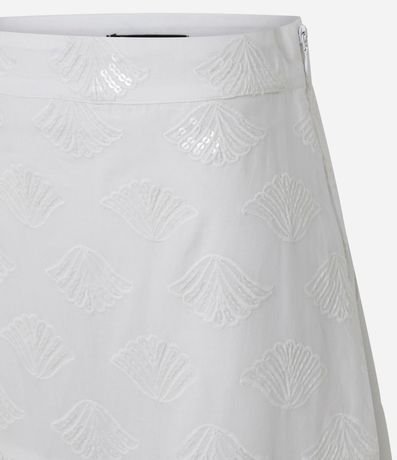 Pollera Evasê Midi en Laise con Superposición y Bordado 10